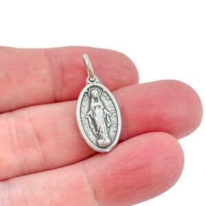 Vintage Sterling Silver 925 The Virgin Mary Miraculous Medal Pendant